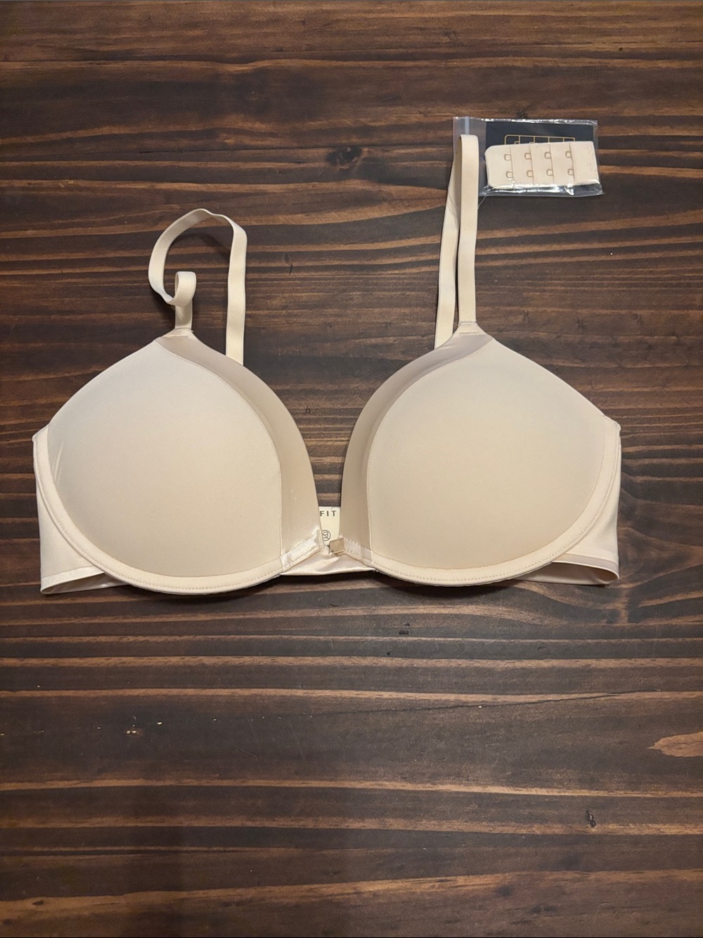 Underoutfit no gap nude  satin bra new medium